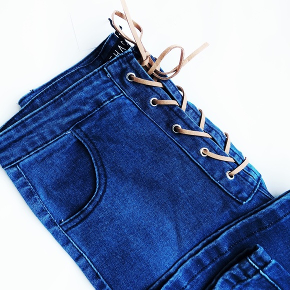 🌼NWT Lace-up Flare Bell-bottom Jeans! - Picture 8 of 8